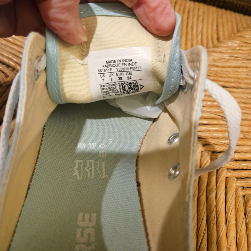 Converse Women's Chuck Taylor All Star Low Rise 'Ocean Bliss' - Size 7 - Picture 6 of 7